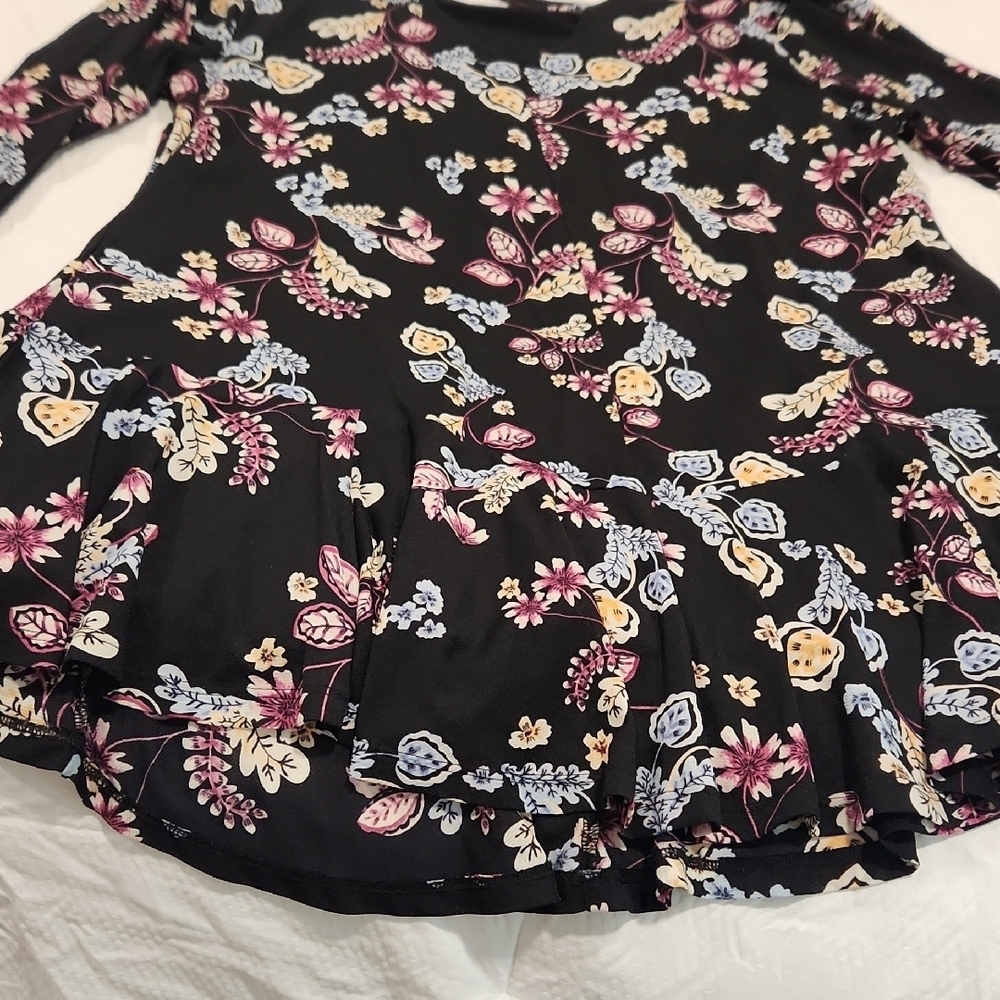 Style & Co. Floral Blouse - Black, Pink, Yellow - Picture 4 of 6
